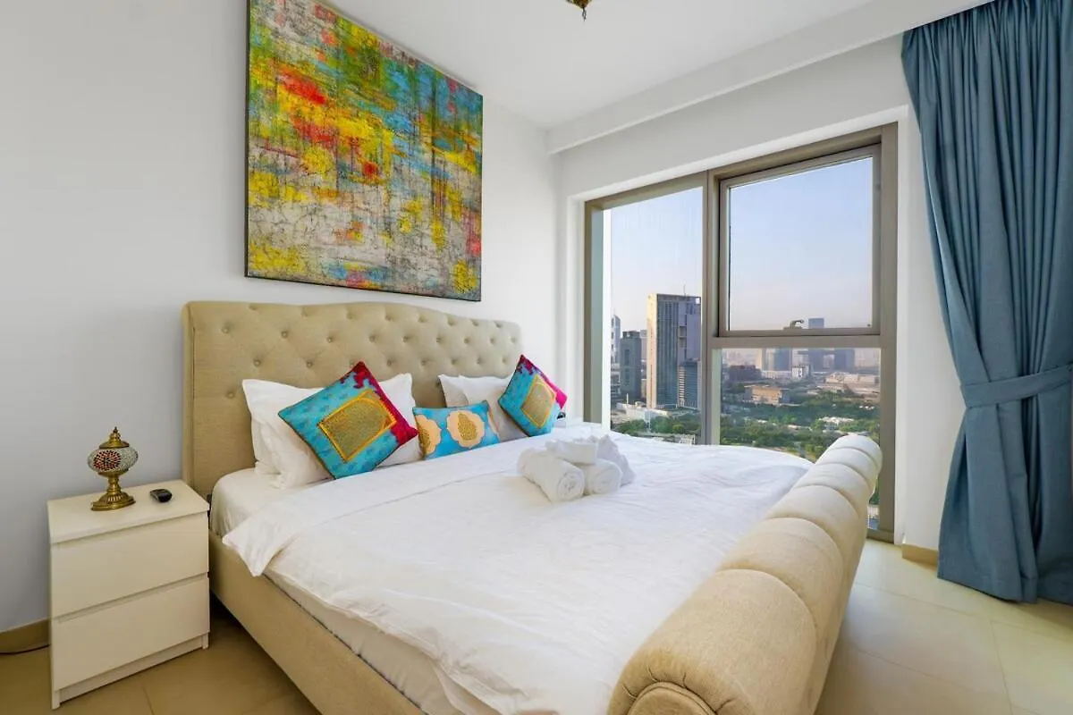 Downtown Views II 2 Bedroom Apartment Next To Dubai Mall