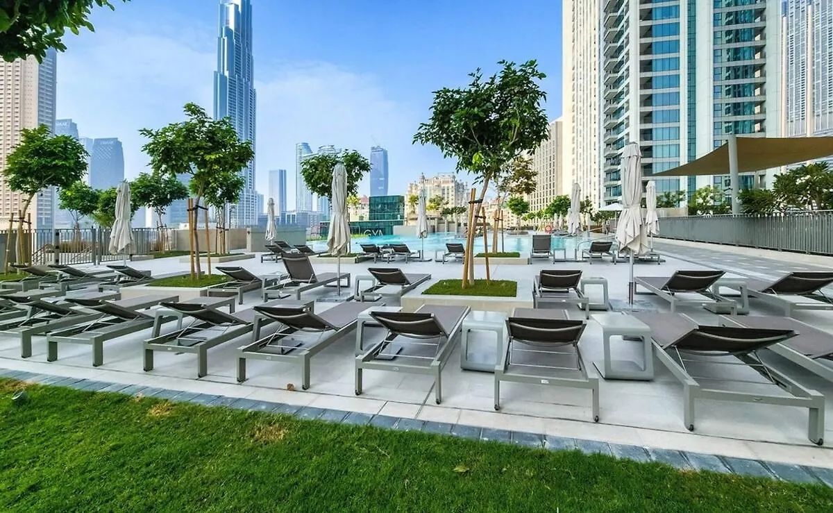 Downtown Views II 2 Bedroom Apartment Next To Dubai Mall