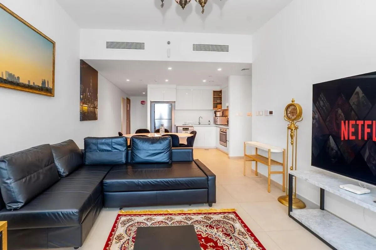 Downtown Views II 2 Bedroom Apartment Next To Dubai Mall